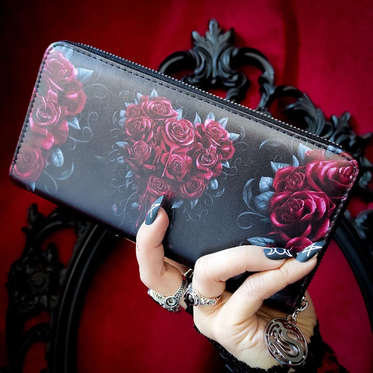 BLEEDING HEART - Ladies Clutch Bag